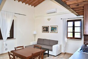 Residence with swimming pool in Campiglia Marittima