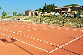 Residence with swimming pool in Campiglia Marittima