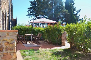 Residence with swimming pool in Campiglia Marittima