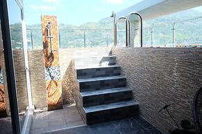 Private Jacuzzi Pool Suite Near Walking Street