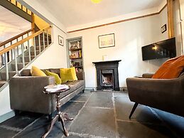 Ulverston Cozy Cottage Retreat