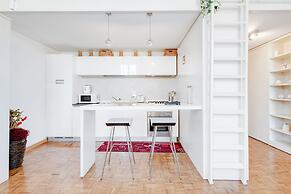 Guesthost - Piazza San Marco Studio Flat