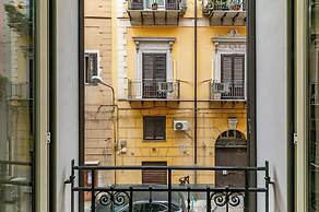 Guesthost - Teatro Massimo Roomy Flat With Covered Terrace