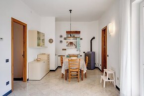 Guesthost - Riomaggiore Panoramic Apartment With Terrace! X6
