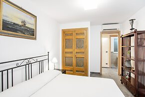 Guesthost - Penelope Seaview Apartment