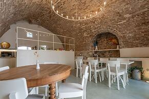 Villa Le Contrade - Historic Village Retreat