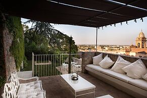 Villa Le Contrade - Historic Village Retreat