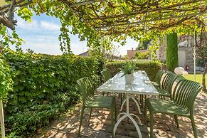 Villa Le Contrade - Historic Village Retreat