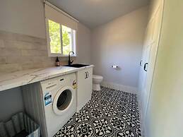 Central 1940s Bendigo Home Hamptons Heritage Reno