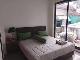 Arch Club Patong