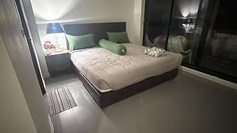 Arch Club Patong