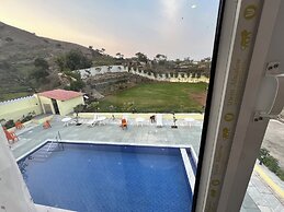 Amber Villa
