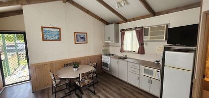 Howlong Caravan Park