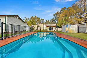 Howlong Caravan Park