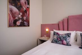 Lusso Retreats