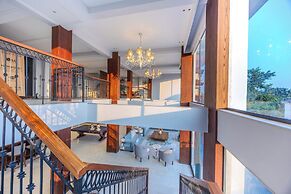 ELIVAAS Valley View 5BHK Villa With Pool
