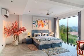 ELIVAAS Valley View 5BHK Villa With Pool