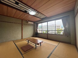 Mitsumorisou