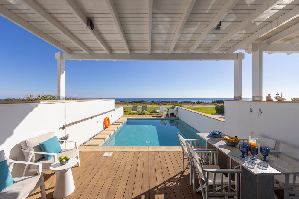 Protaras Seafront Villa Galene Del Mar