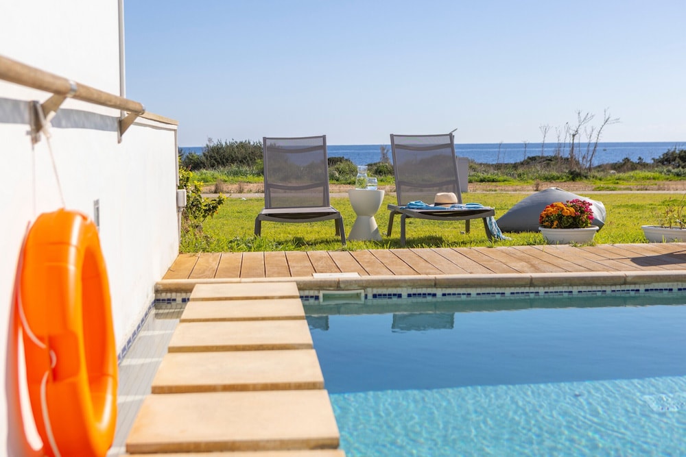Protaras Seafront Villa Galene Del Mar