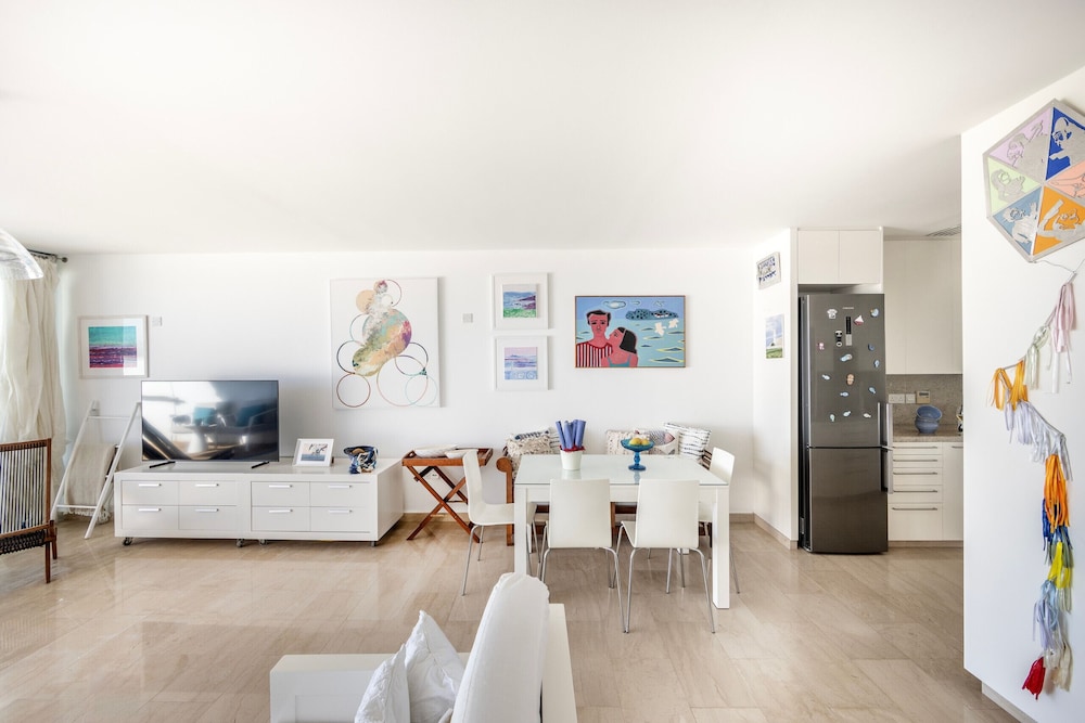 Protaras Seafront Villa Galene Del Mar