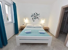 Apartments Ana
