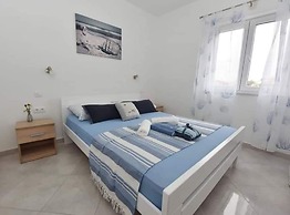 Apartments Ana