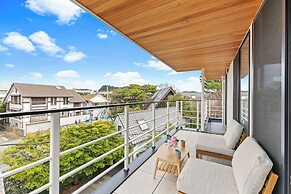 Zushi Beach Terrace