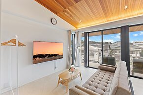 Zushi Beach Terrace