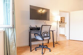 Cozy Apartment with Prater Access