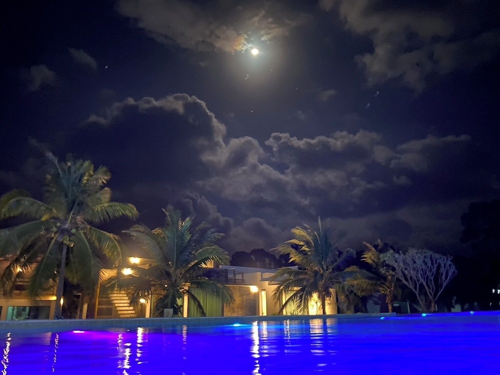 F&F Poolvilla Beach Tha Chana