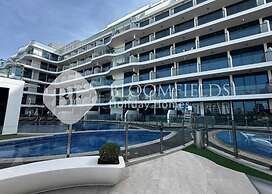 Bloomfields CharmingStu Samana view