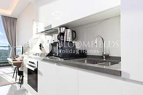 Bloomfields CharmingStu Samana view