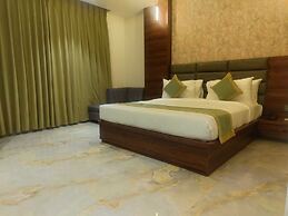 WORMWOOD SYNERGY VARANASI