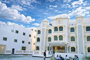 Sugan Hotel & Resort