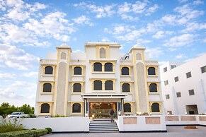 Sugan Hotel & Resort