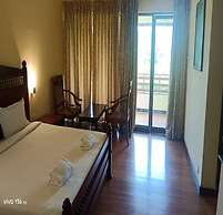Manor Backwater Resort