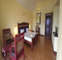 Manor Backwater Resort
