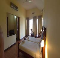 Manor Backwater Resort
