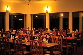 Manor Backwater Resort