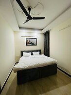 Skyline Retreat by Housiify