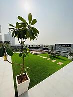 Skyline Retreat by Housiify