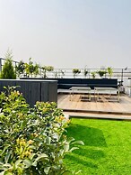 Skyline Retreat by Housiify