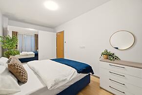 Central Monarh Tower Accomodation