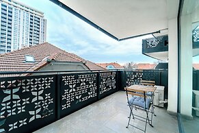Central Monarh Tower Accomodation