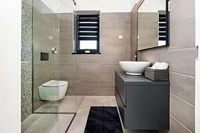 Villa With Private Pool Near Rovinj