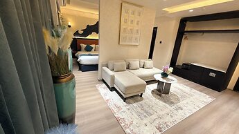Skyearth Hotel