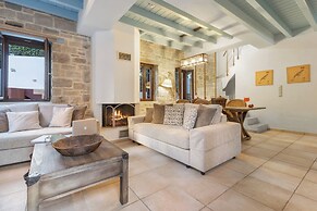 Phaistos Villas Elegant South Residence