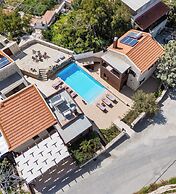 Phaistos Villas Elegant South Residence