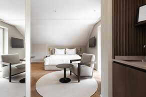 Lingers Suites & Residence